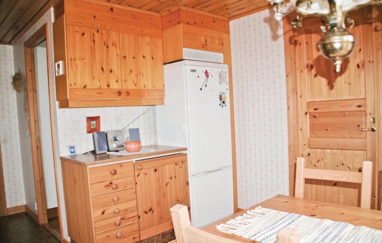 Cozy Home In Uddevalla With Wifi Häljebol Extérieur photo